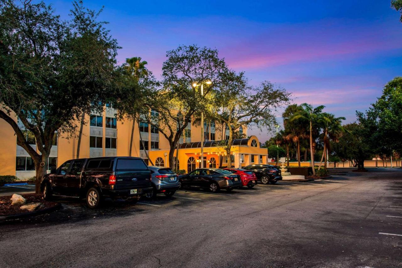 La Quinta By Wyndham Fort Lauderdale Tamarac מראה חיצוני תמונה